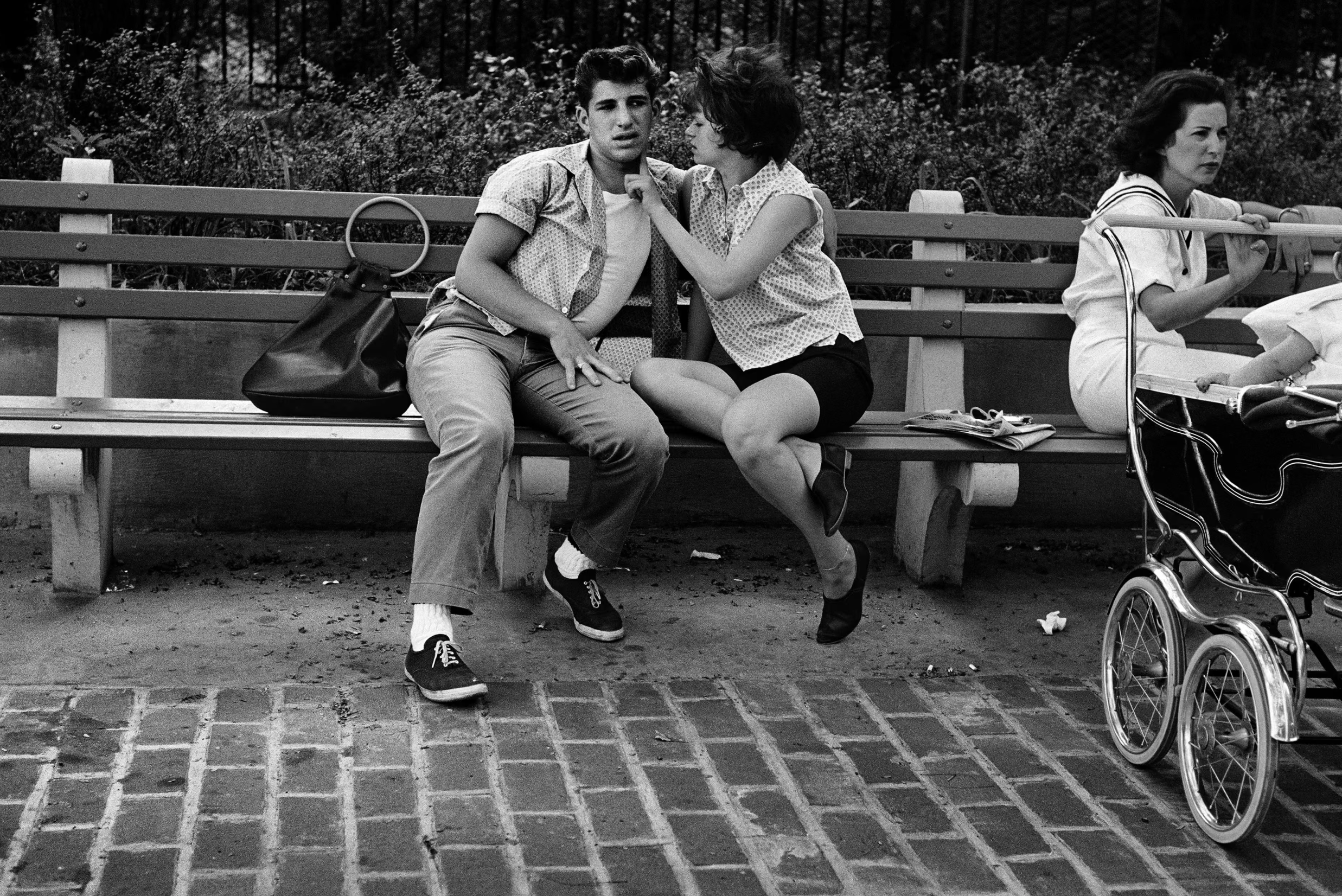 Stephen Shore’s Teenage Street Photography: Capturing the Quiet Magic of 1960s New York