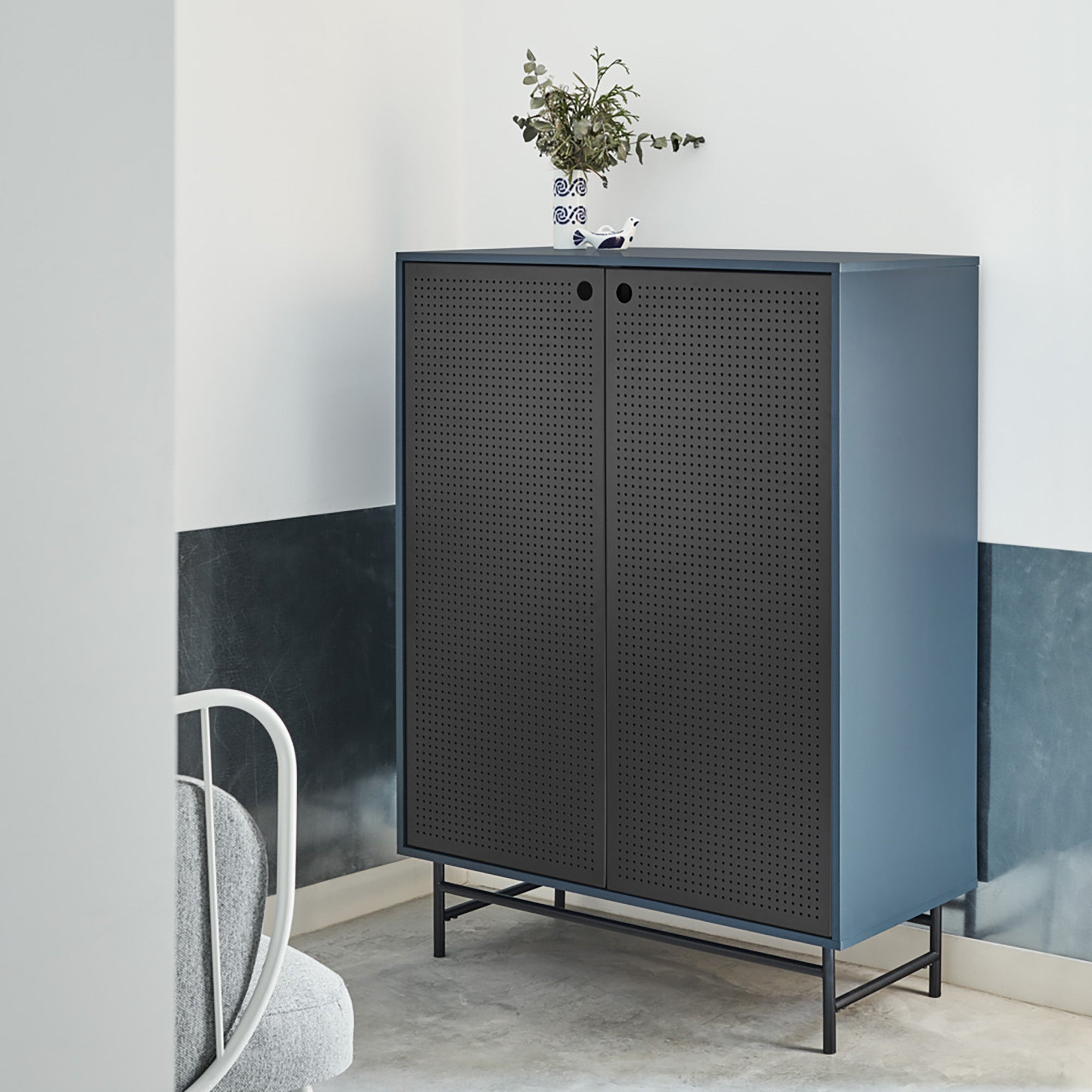 Occasional Cabinet Punto 2D/4Inner Drawers Black/B