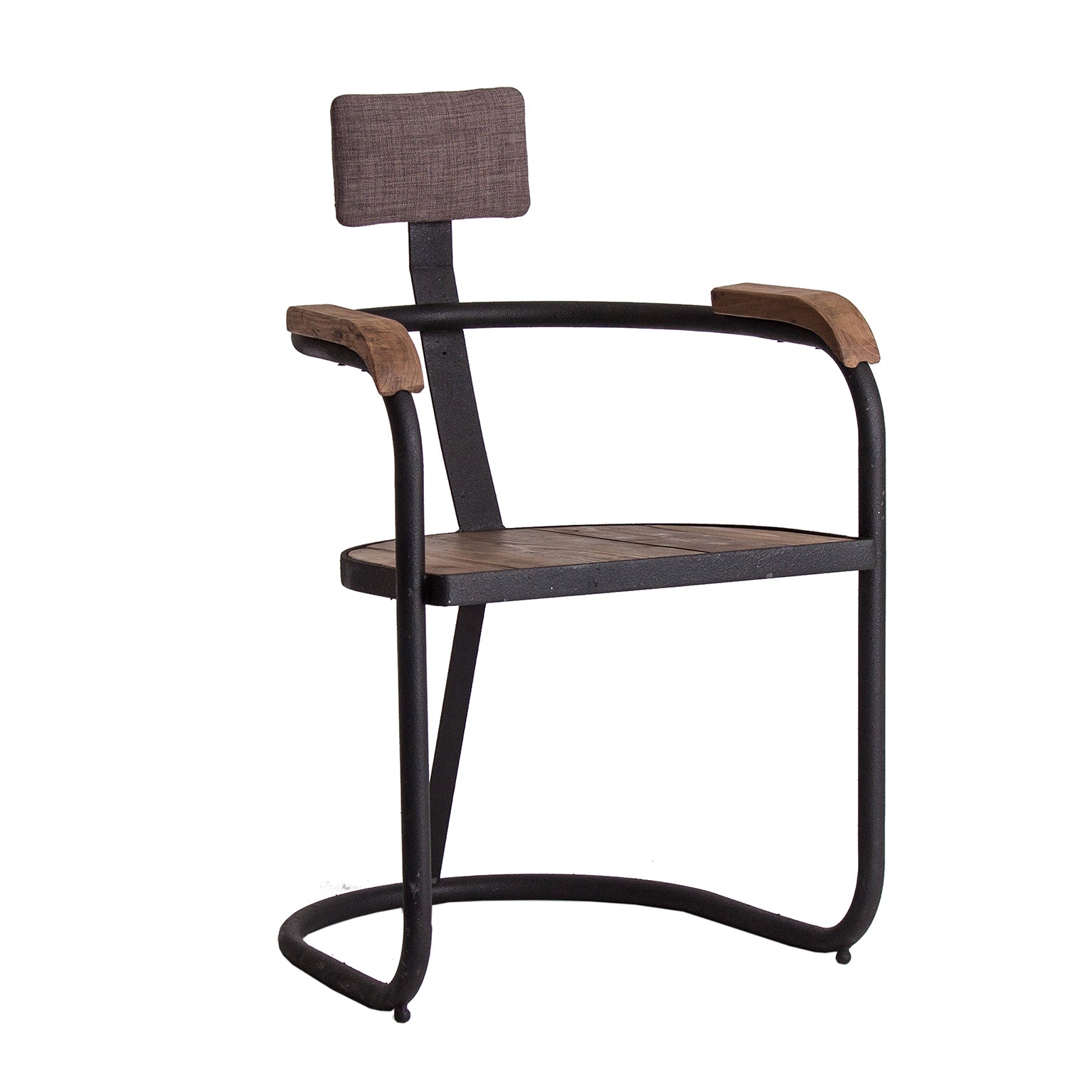 DAHOD CHAIR