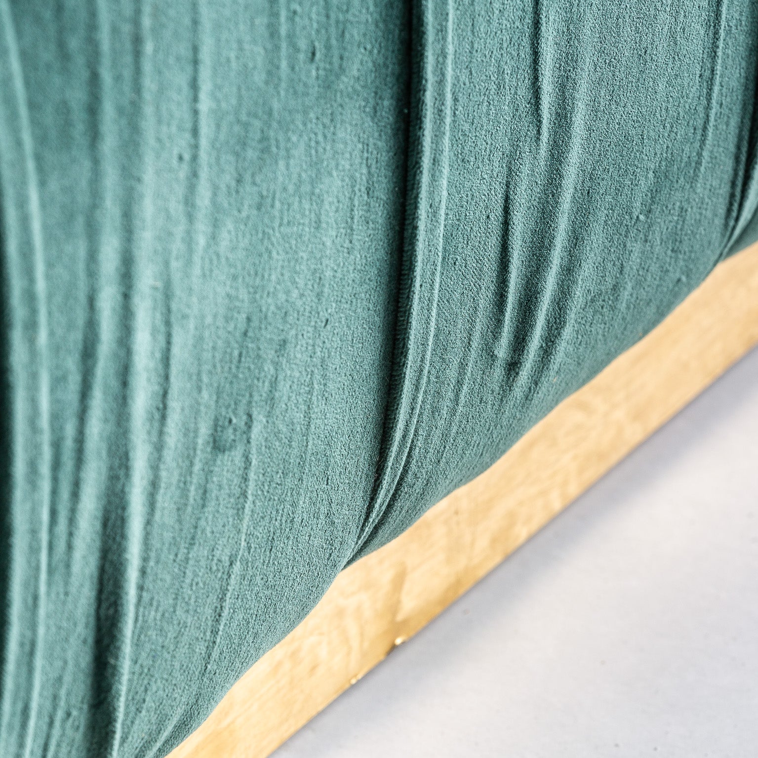 LIGNITZ BED FOOT STOOL