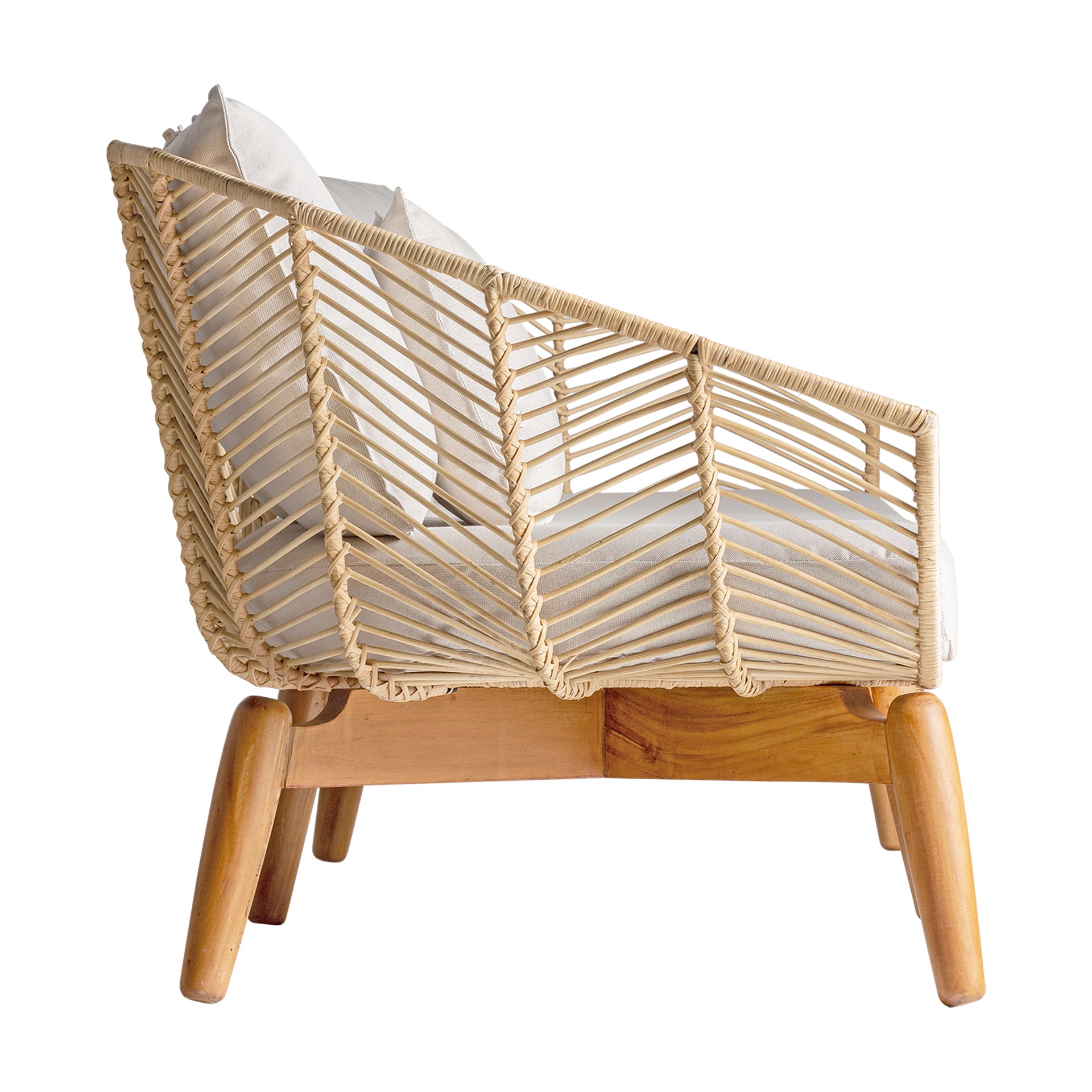 PLISSÉ RATTAN SOFA