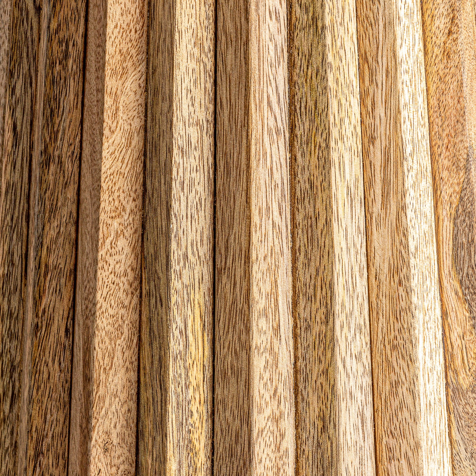 PLISSÉ WOOD BAR TABLE