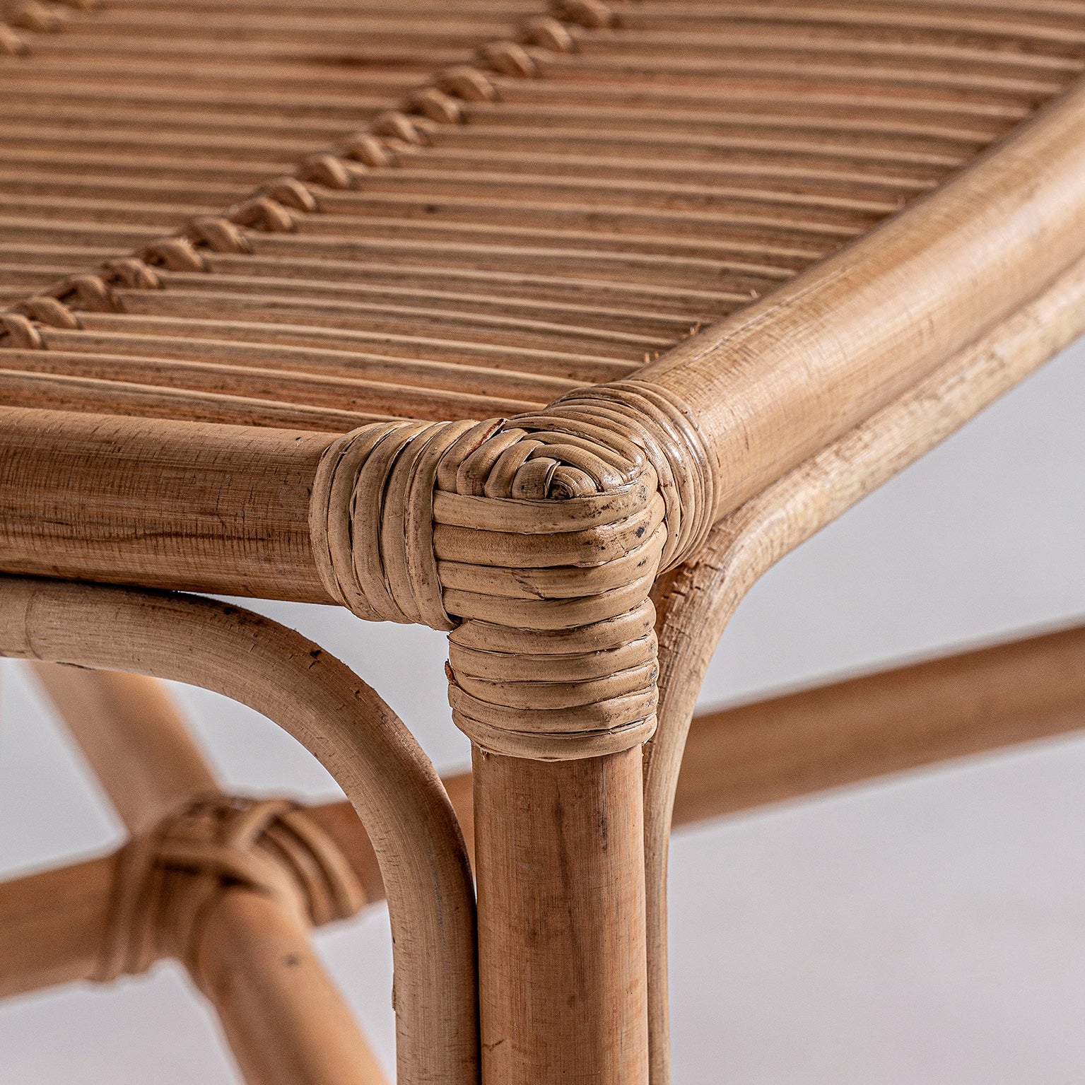 TANDAG CHAIR