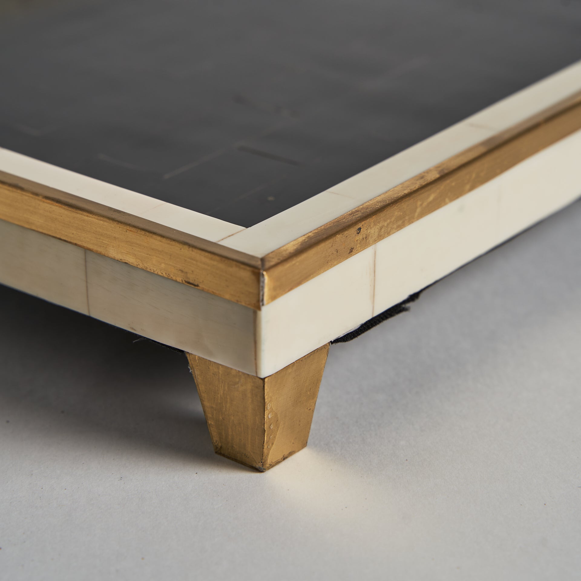 CRISTA TRAY