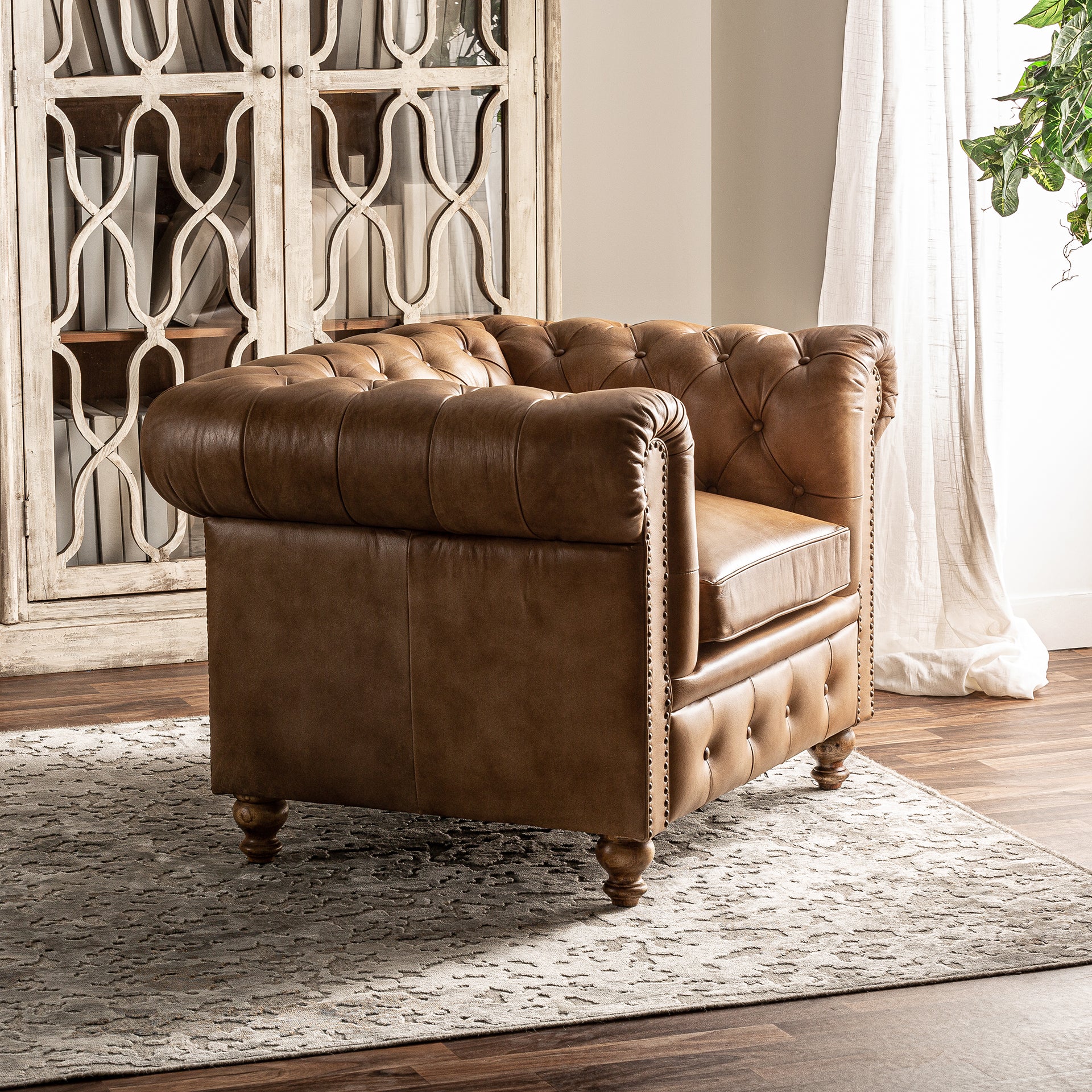 ELKINS ARMCHAIR
