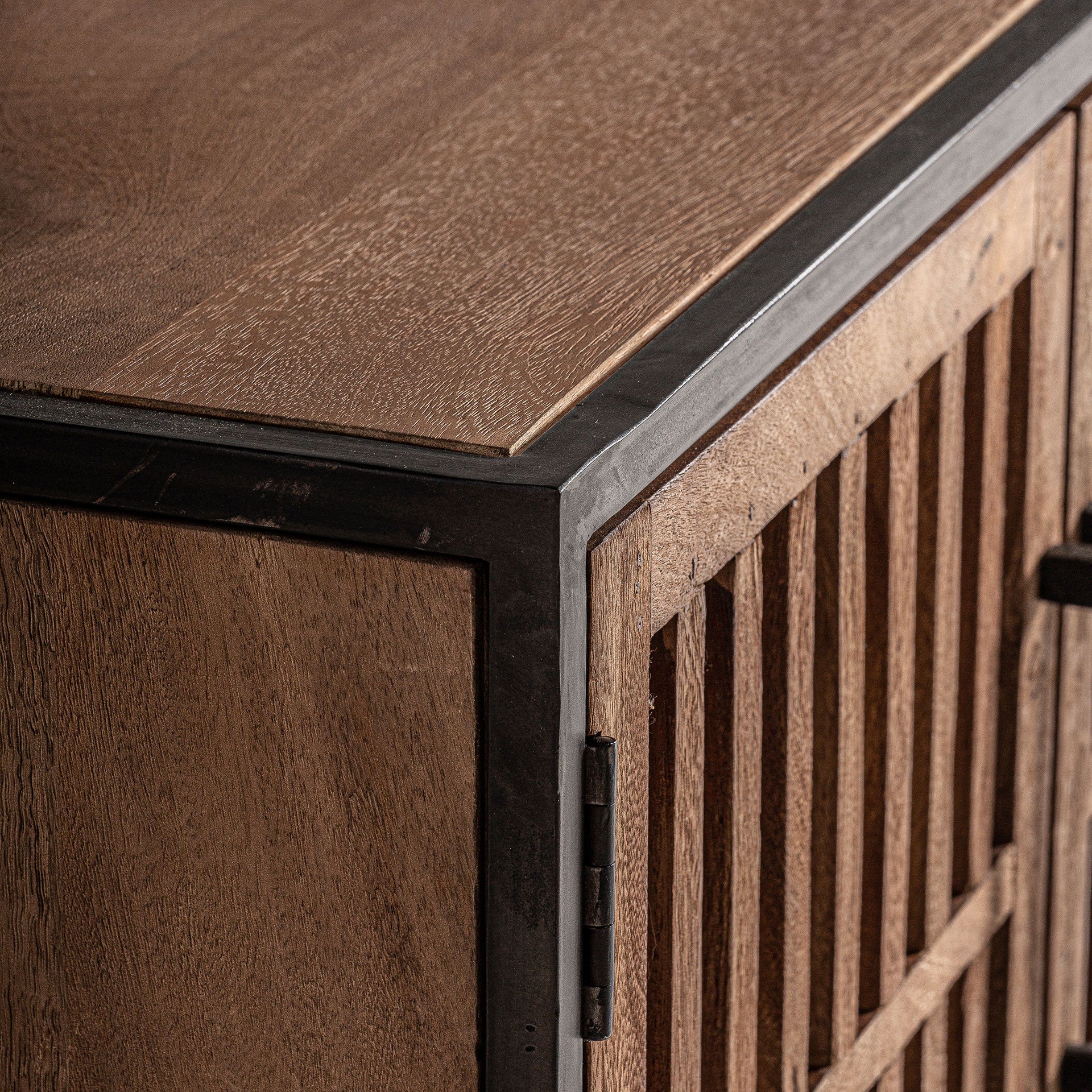 GAFFNEY TV STAND
