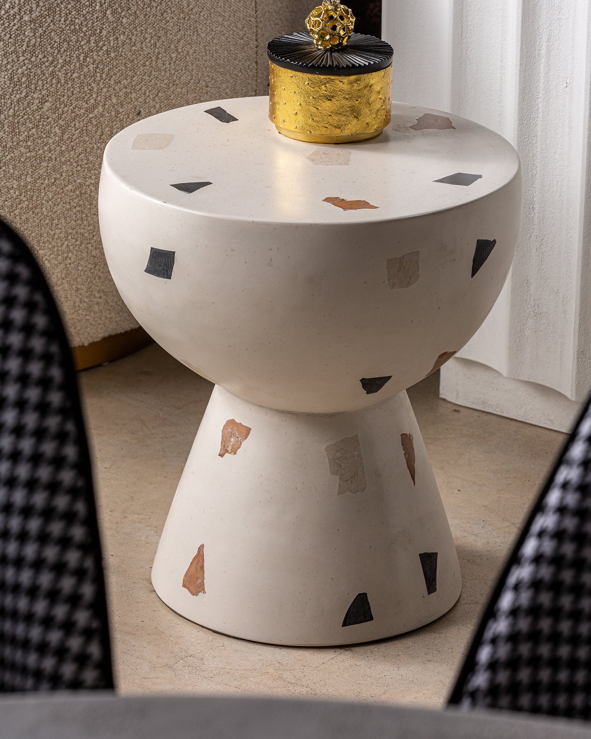 MASSA SIDE TABLE