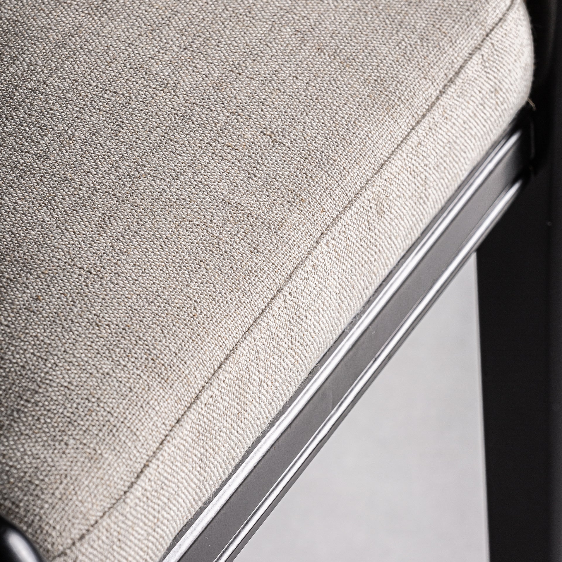 Velburg Colonial Rattan Chair in Cream