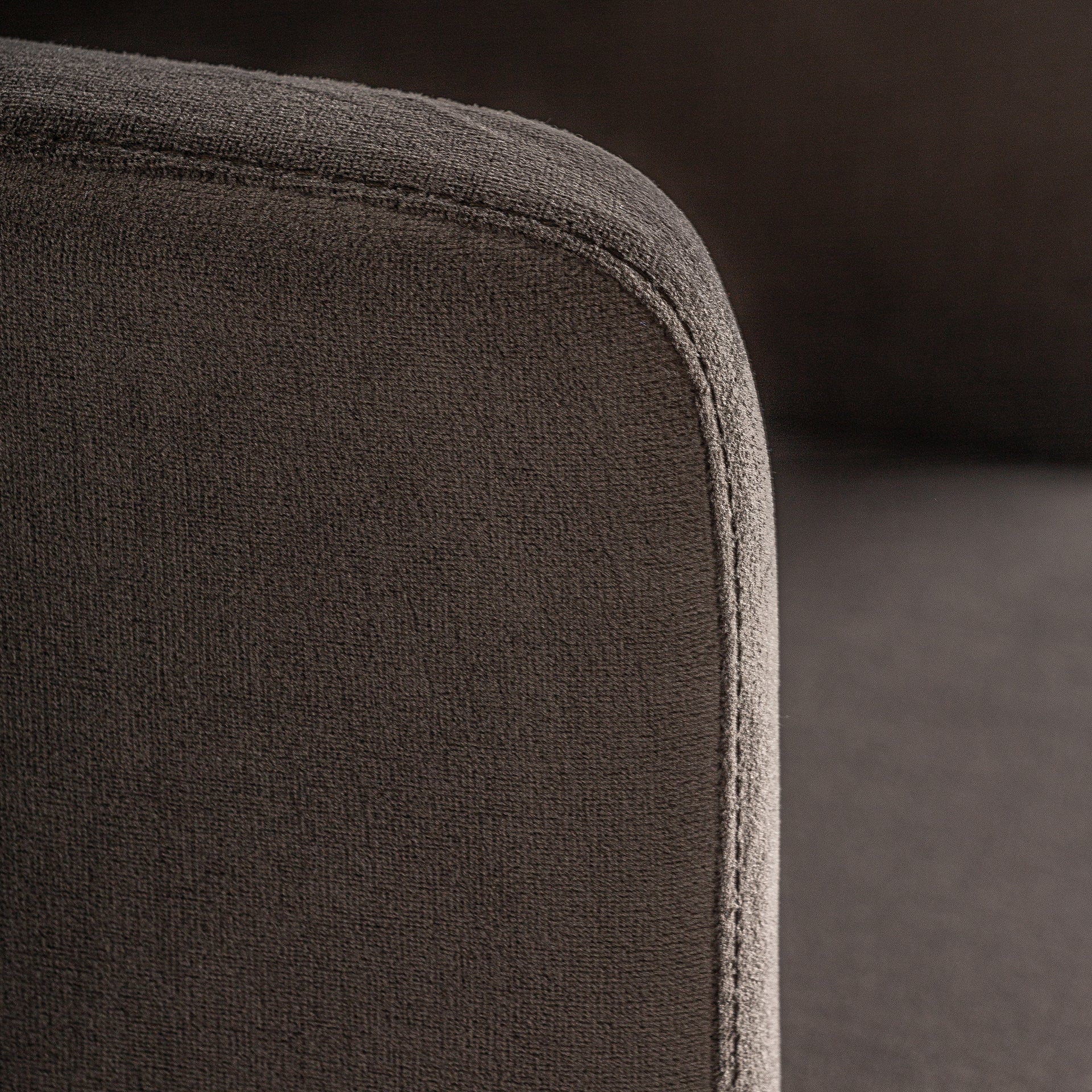 BETLIAR CHAIR