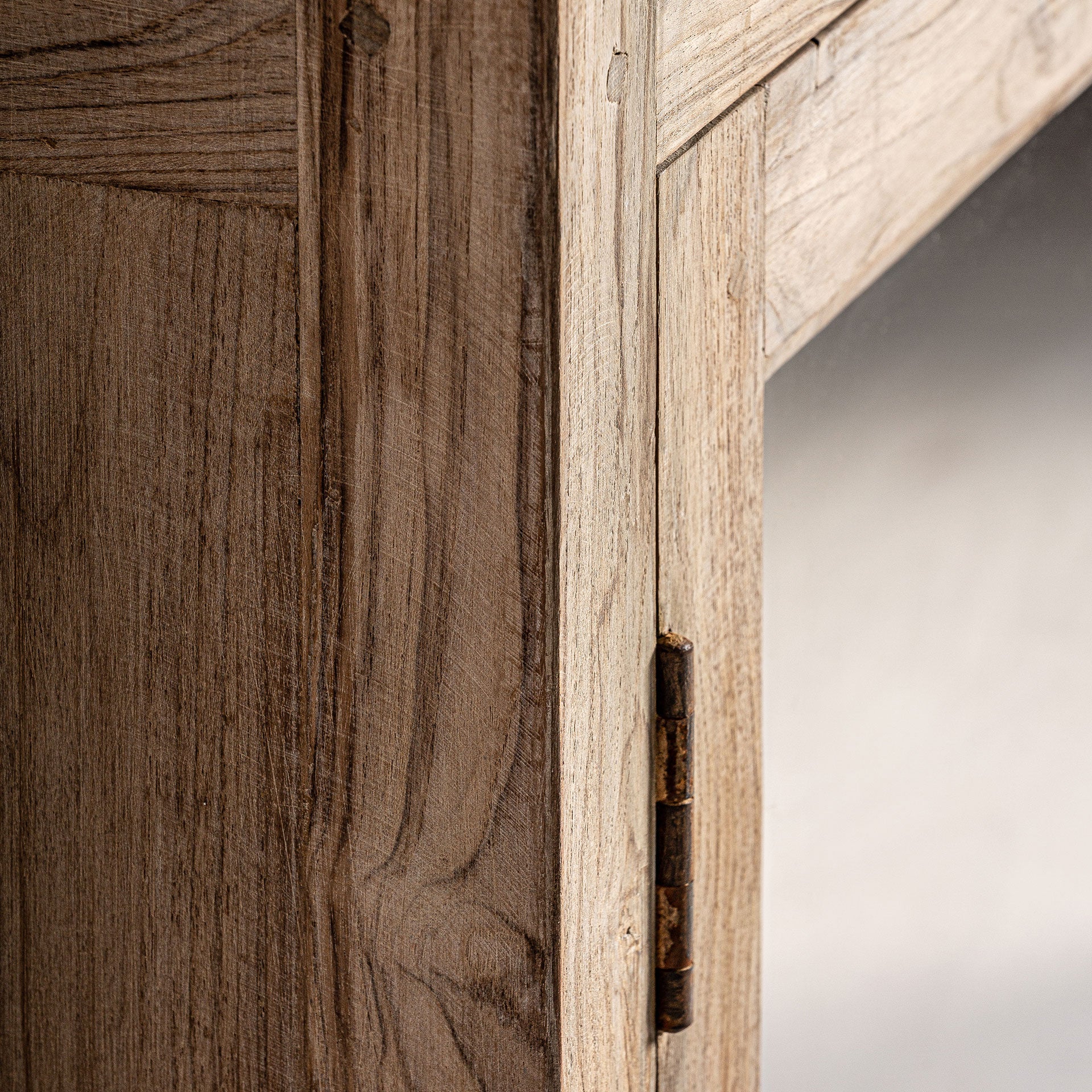 CARRIK GLASS CABINET