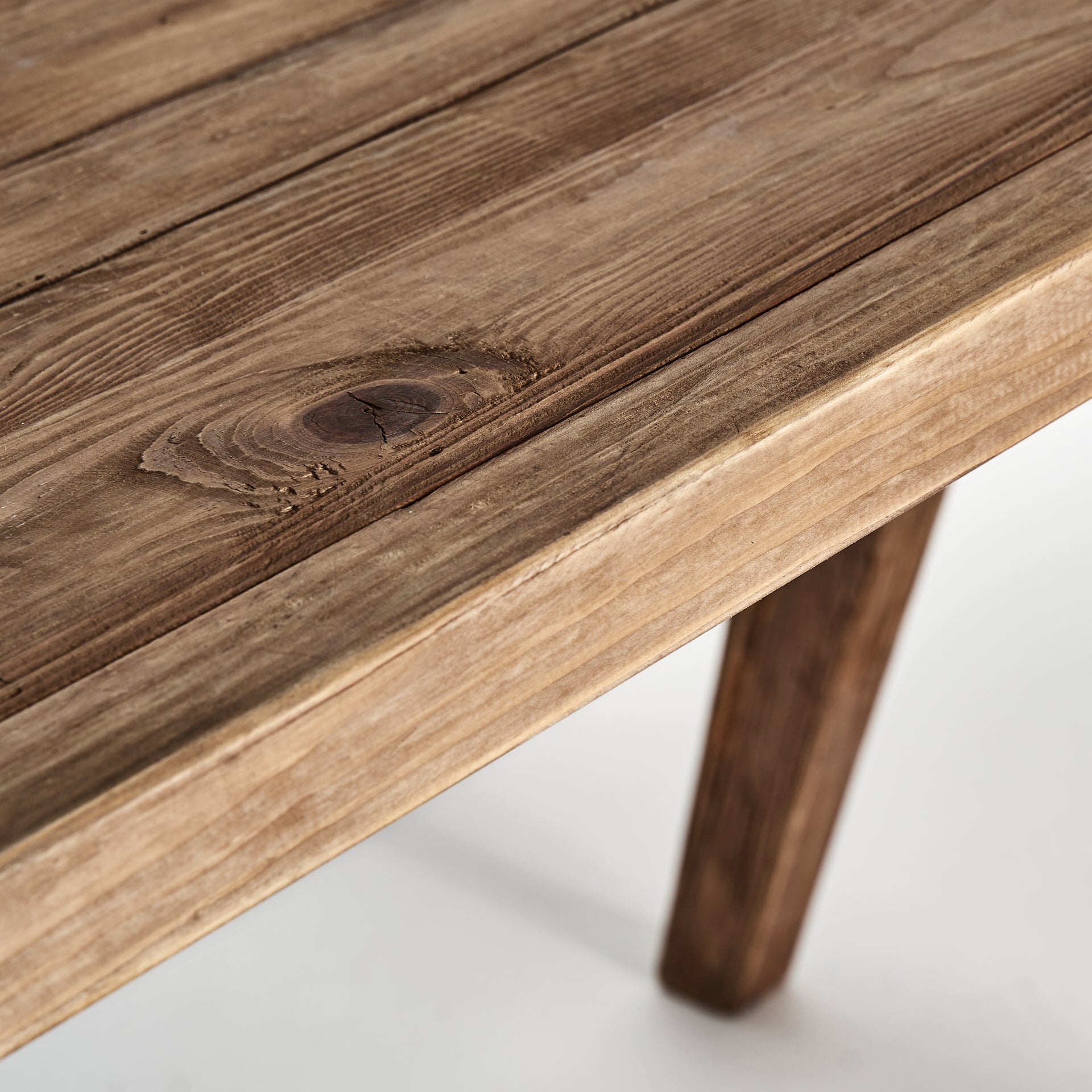 CRISSEY DESK