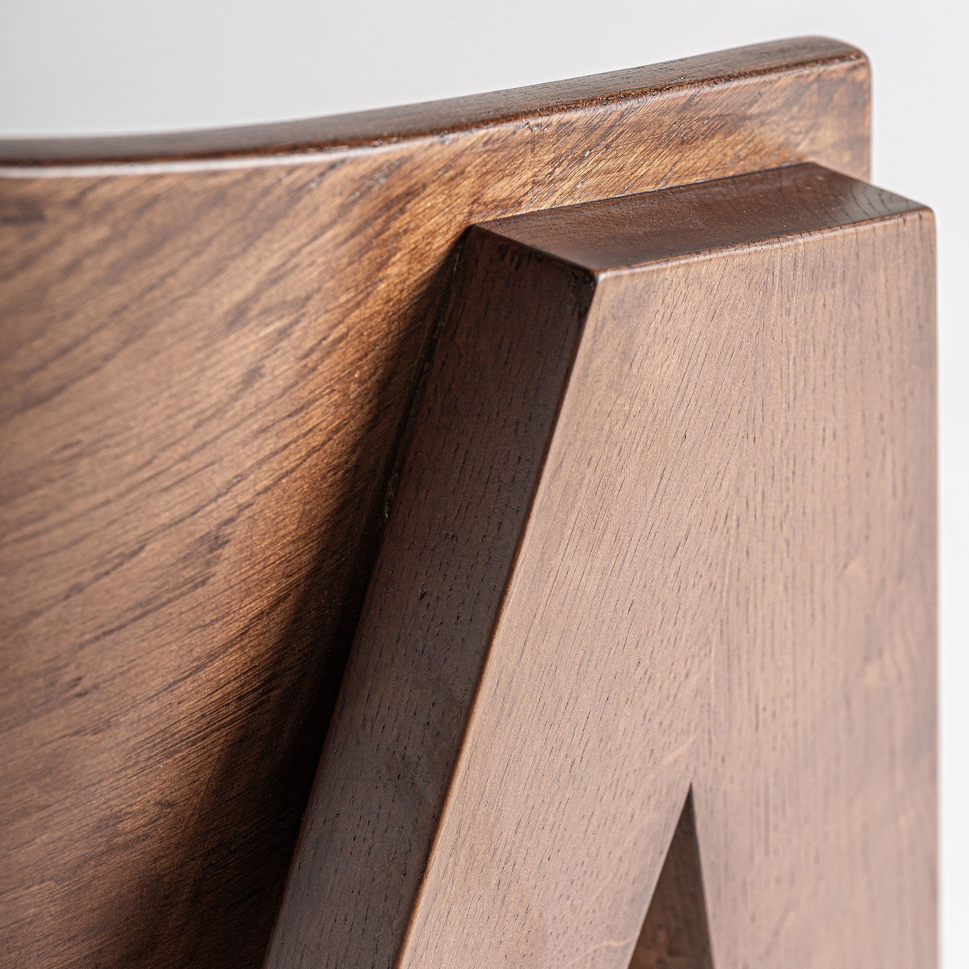 MADIRAN CHAIR