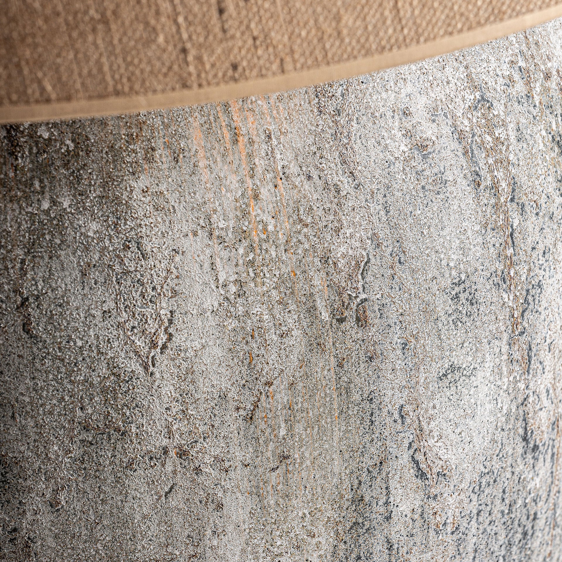 YRSA TABLE LAMP