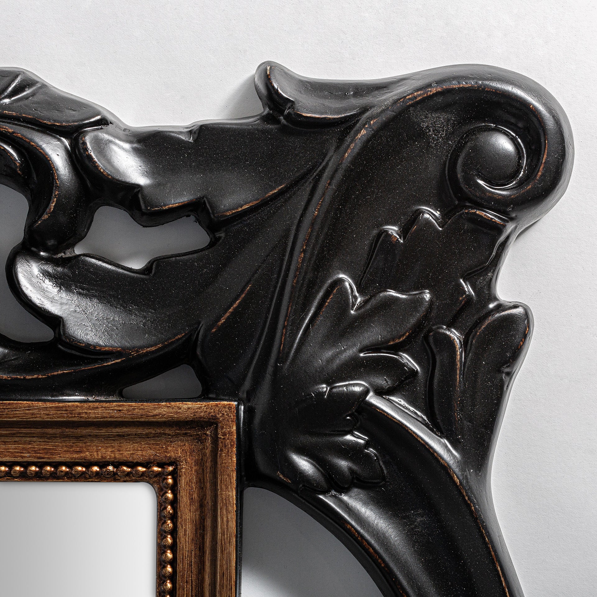 GAVEAUX CLASSIC RESIN MIRROR