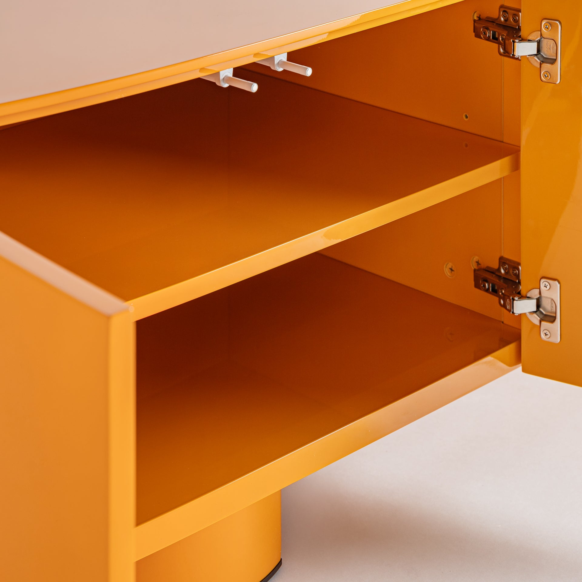 MIRKOV TV STAND