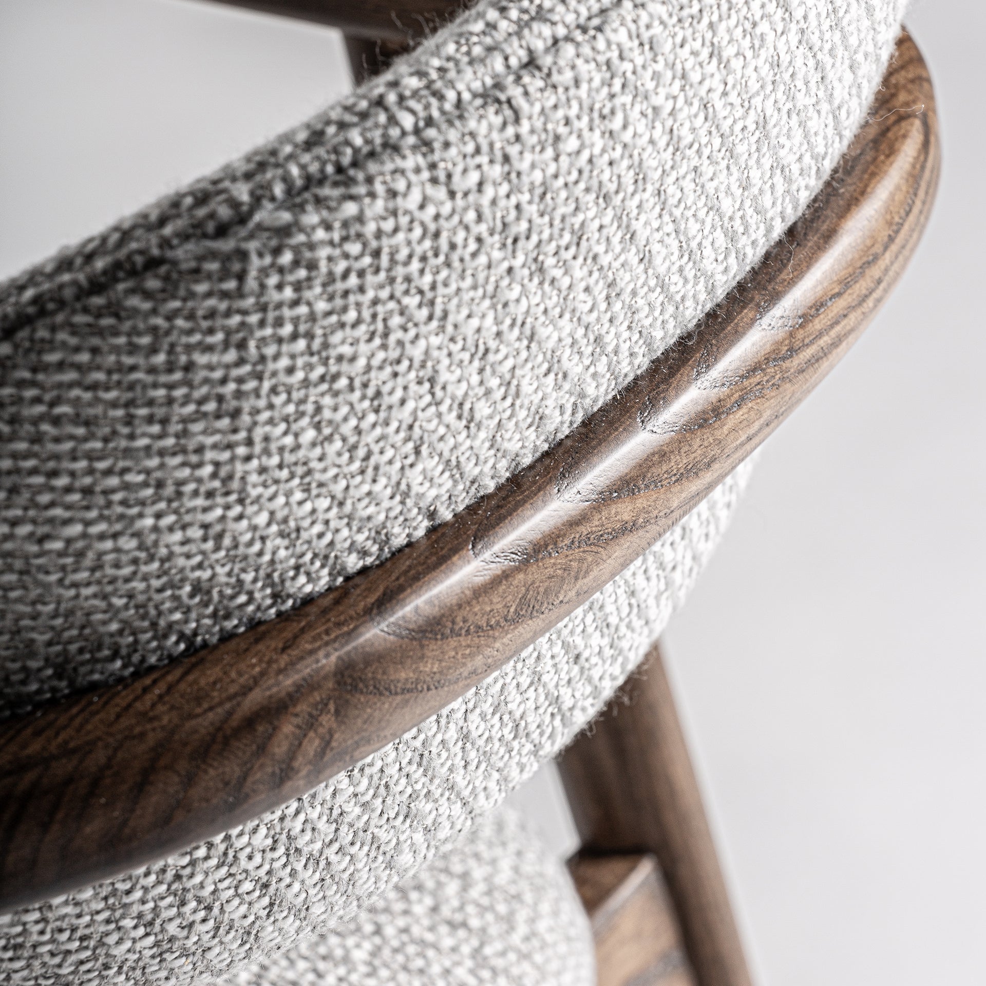 TERNAT CHAIR