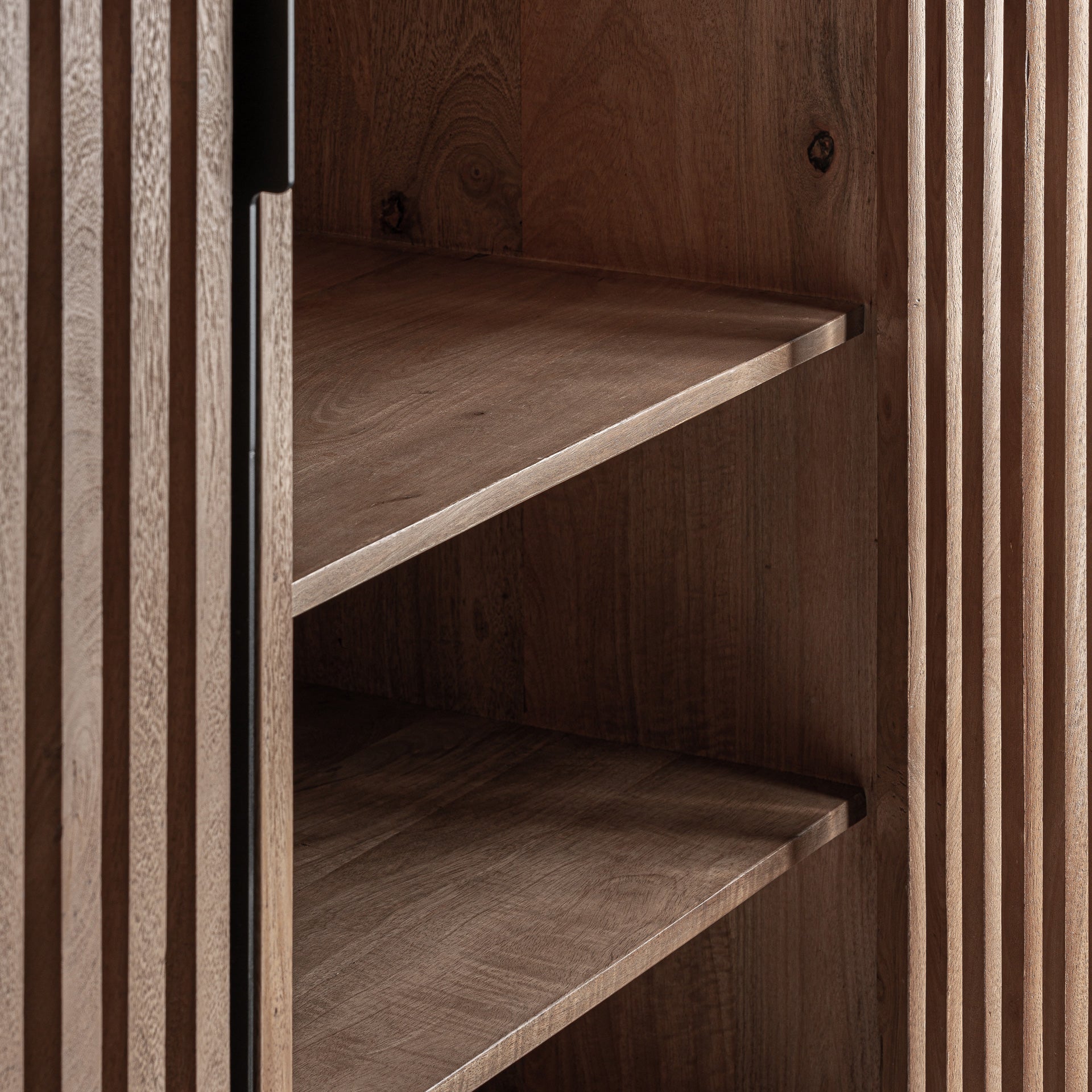 GABIA WARDROBE