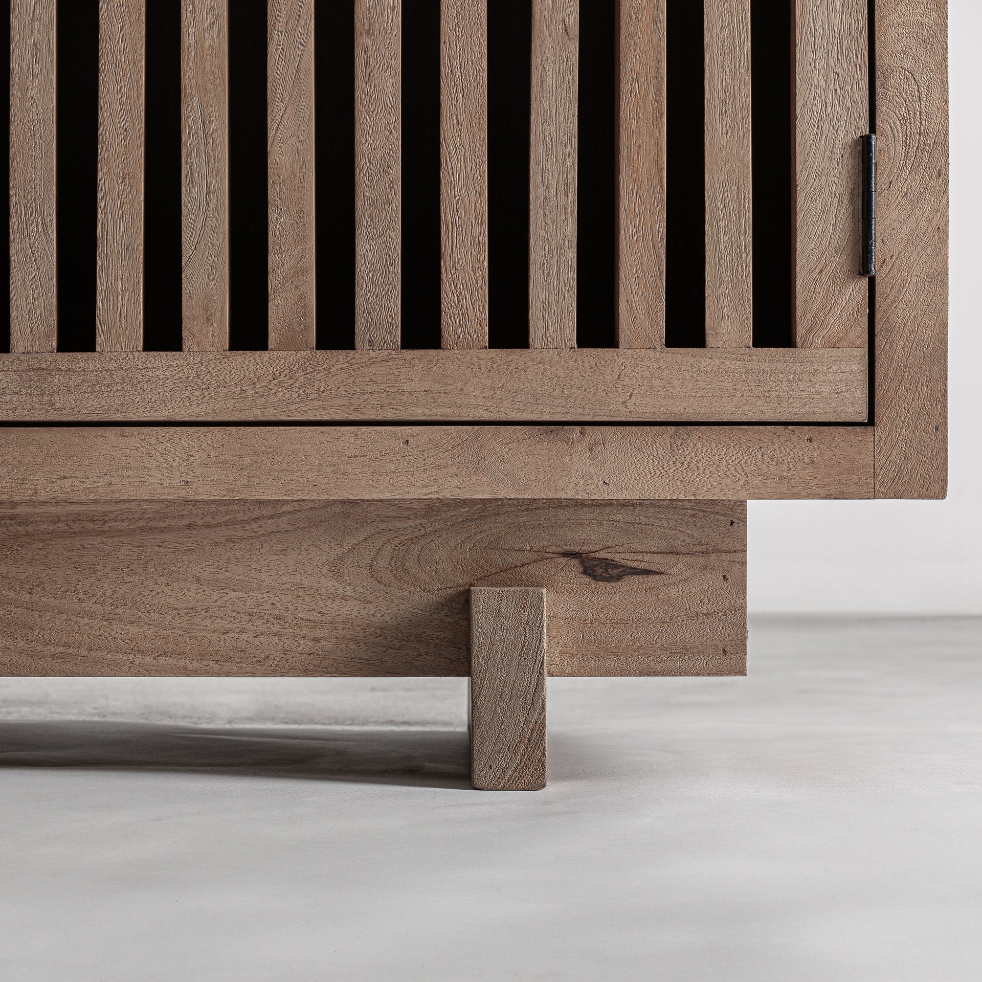 GABIA TV STAND