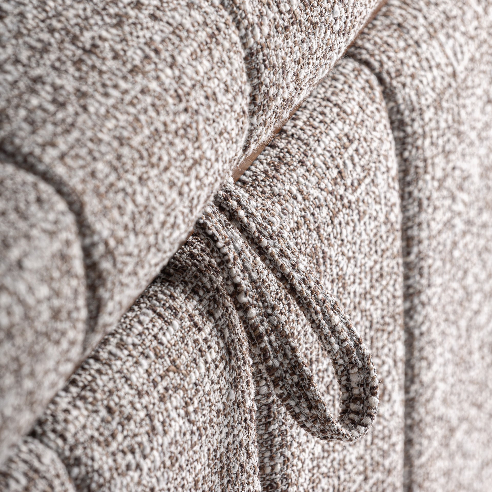 ONTORIA BED FOOT STOOL