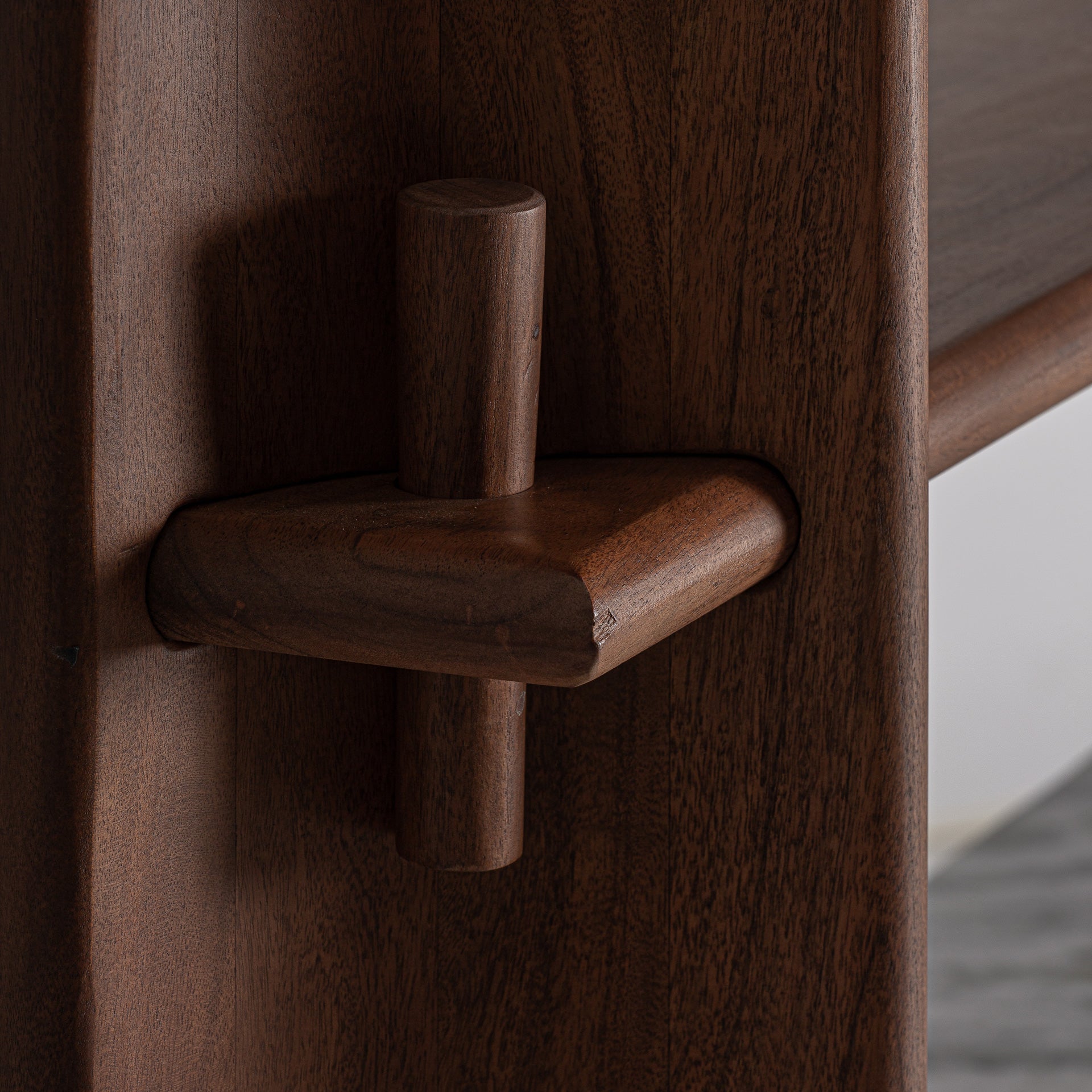 SAGY BOOKCASE