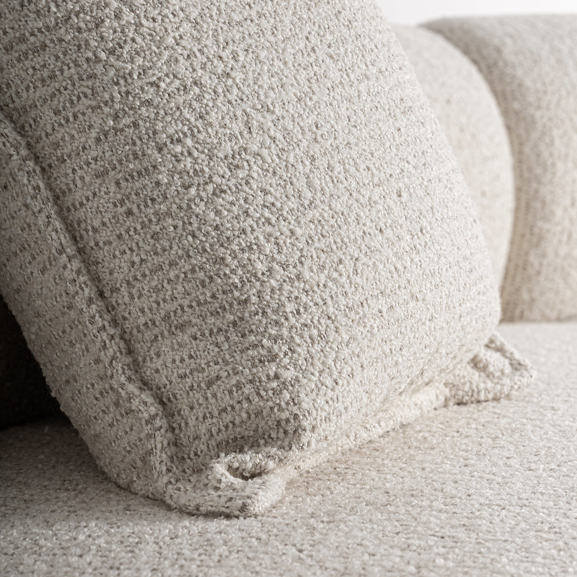 WENDEN SOFA
