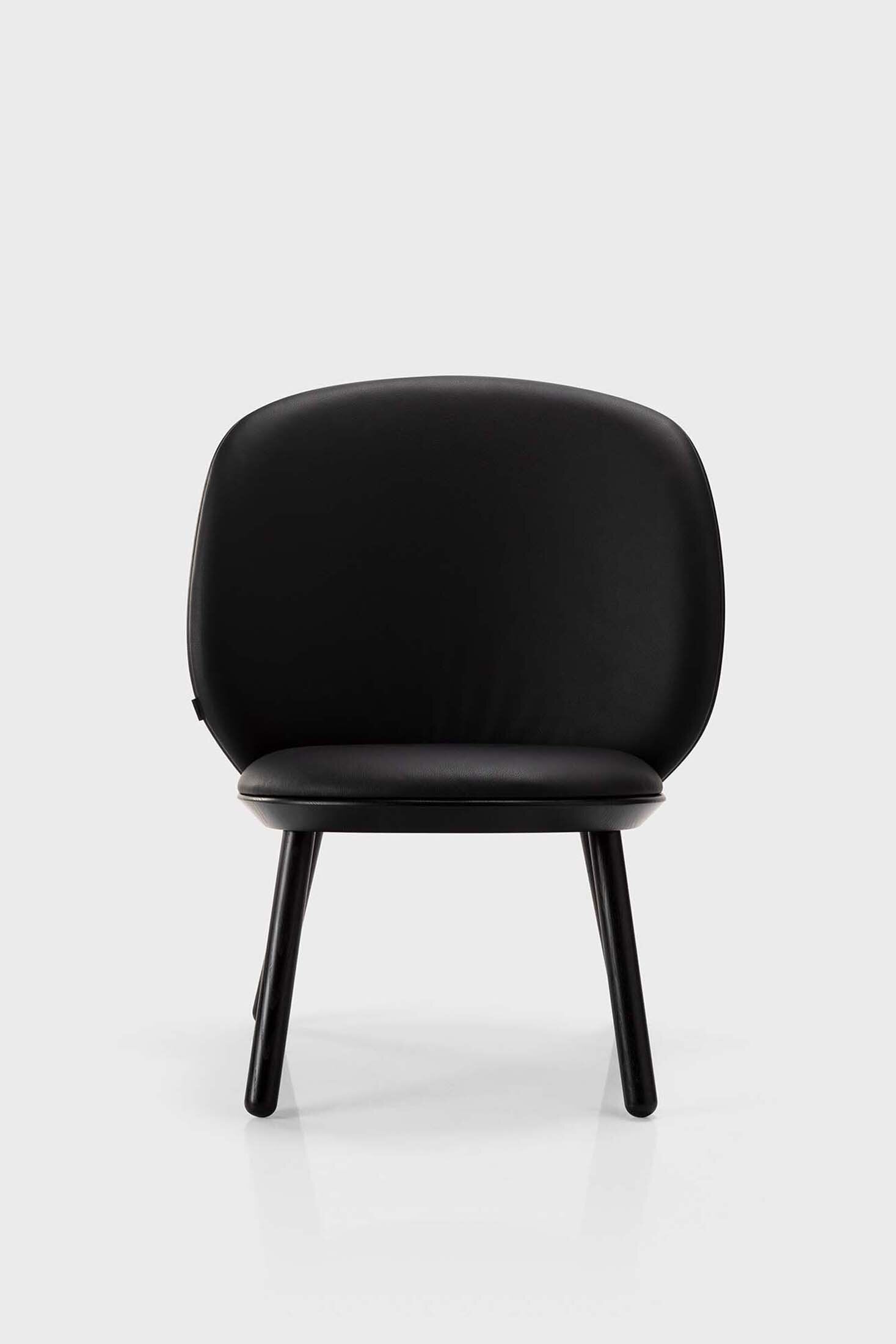 Naïve Low Chair Black Ash