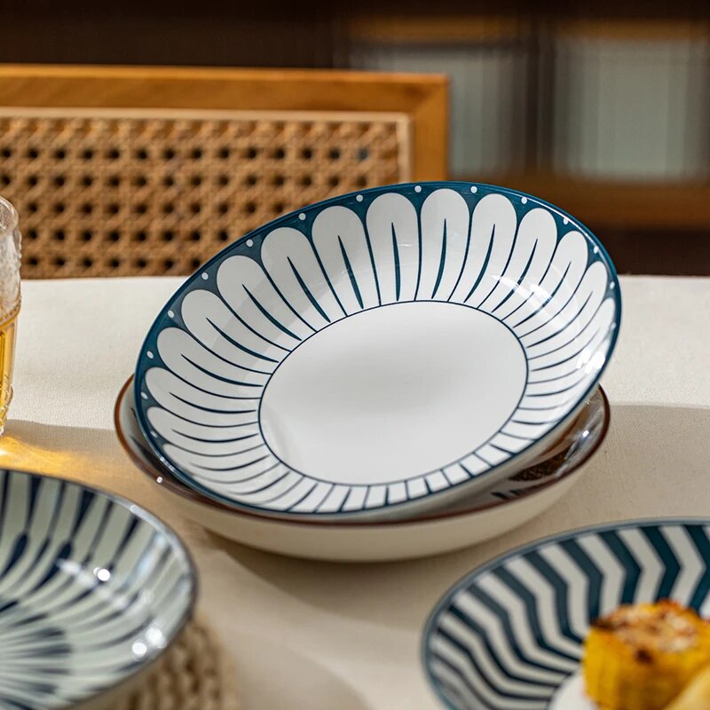 SkandiShop Dinner Plates Japanese Retro 8-Inch Deep Round Plate