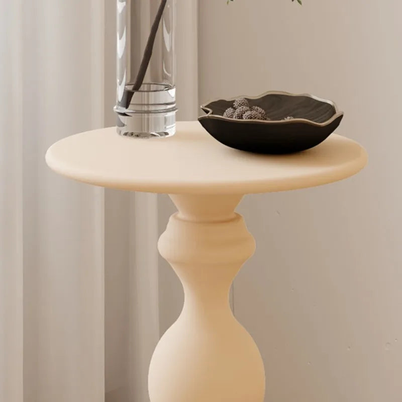 Connecticut Sidetable