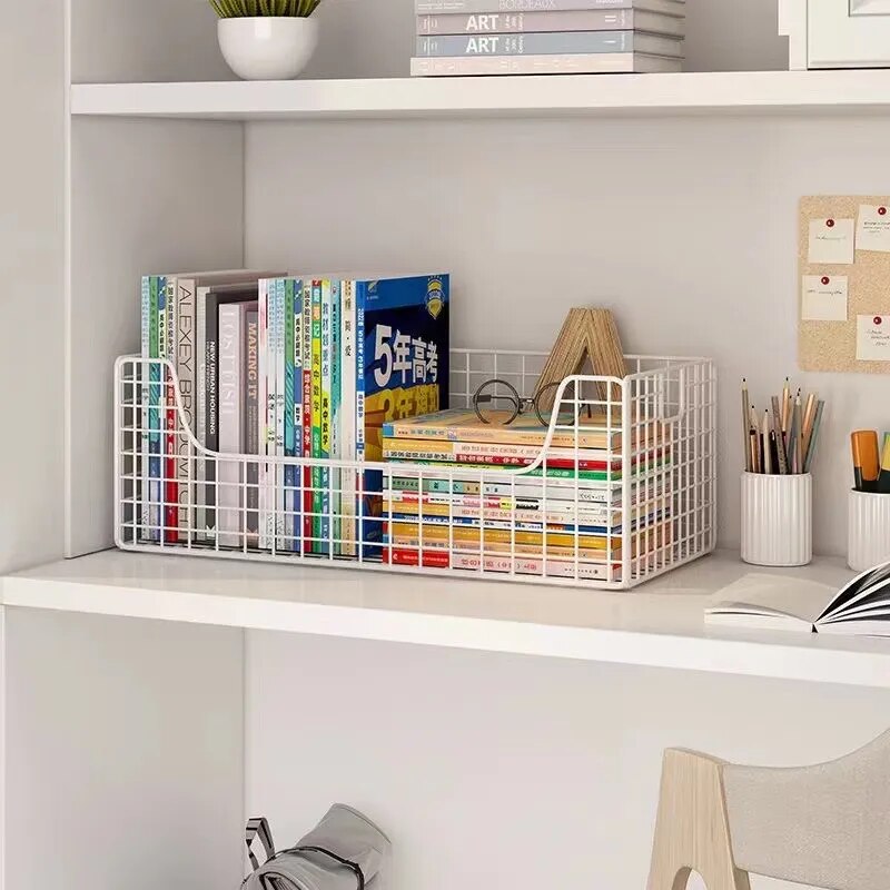 SkandiShop Simple Small Bookshelf