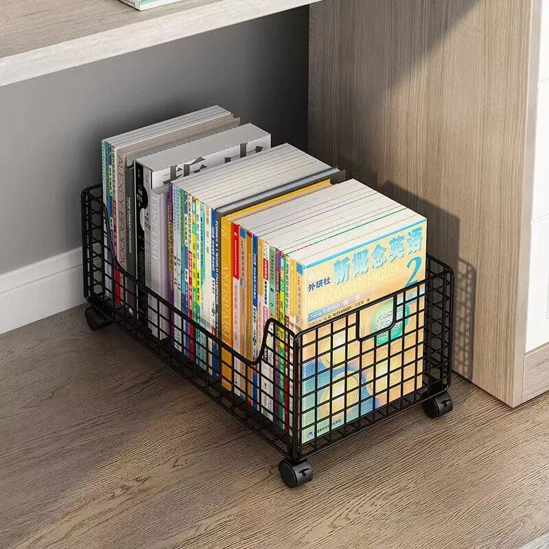 SkandiShop Simple Small Bookshelf